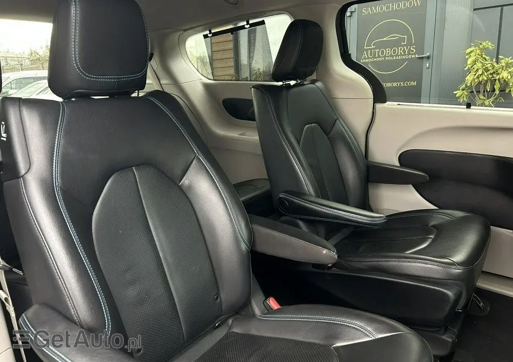 CHRYSLER Pacifica 
