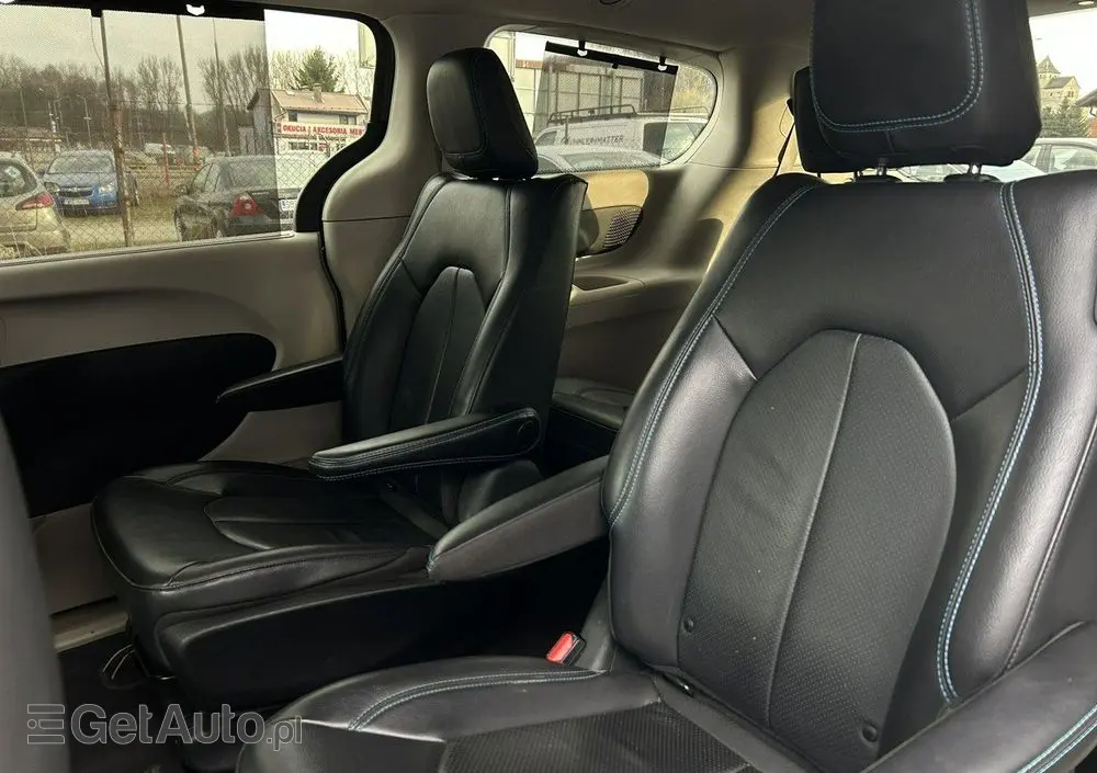 CHRYSLER Pacifica 