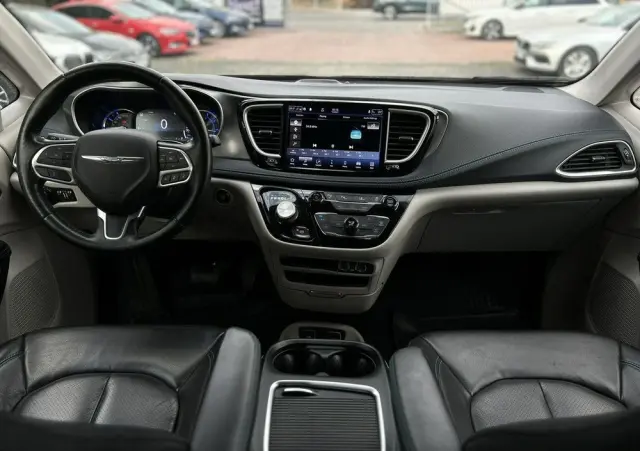 CHRYSLER Pacifica 