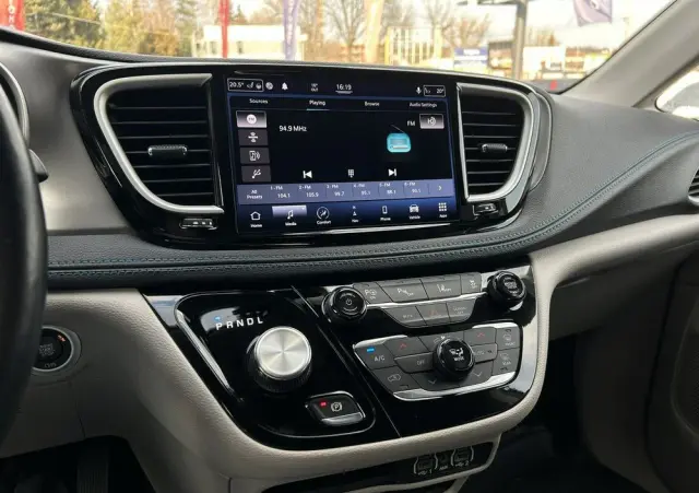 CHRYSLER Pacifica 