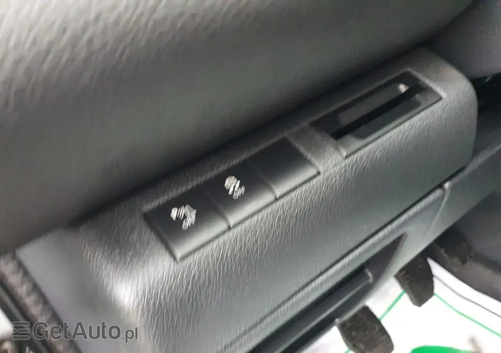 PEUGEOT 3008 120 VTi Active