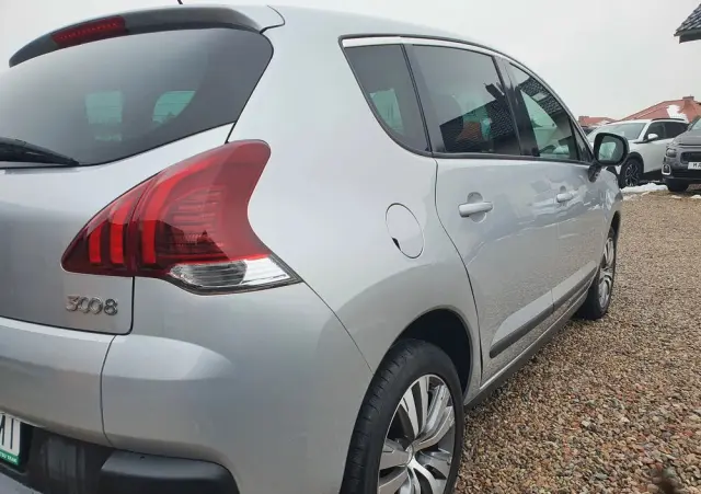 PEUGEOT 3008 120 VTi Active
