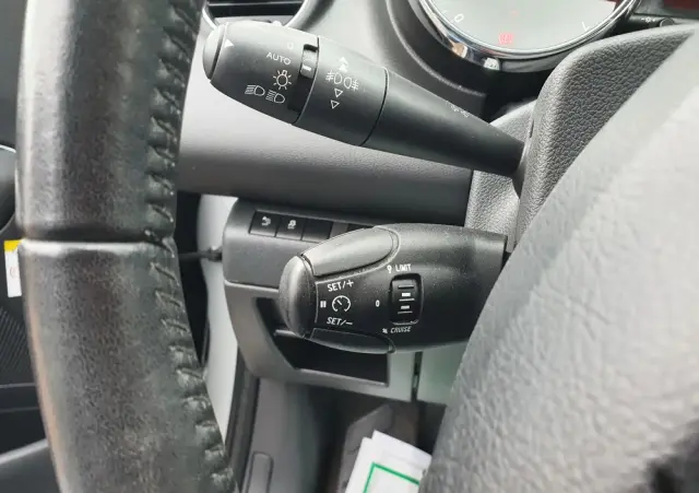 PEUGEOT 3008 120 VTi Active