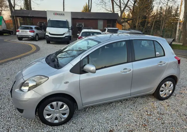 TOYOTA Yaris 1.0 VVT-i Comfort