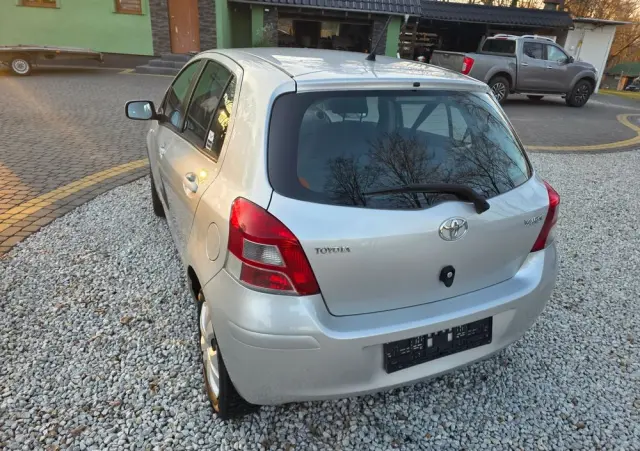 TOYOTA Yaris 1.0 VVT-i Comfort