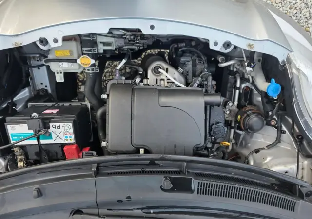 TOYOTA Yaris 1.0 VVT-i Comfort