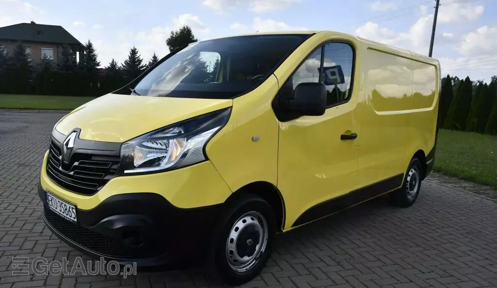 RENAULT Trafic 