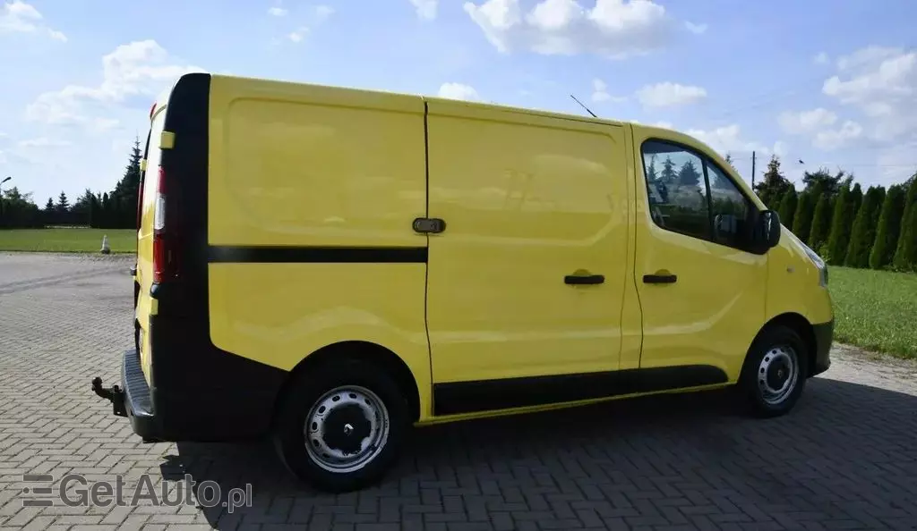 RENAULT Trafic 