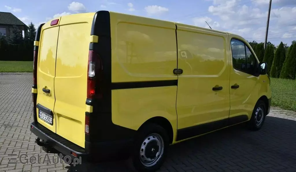 RENAULT Trafic 