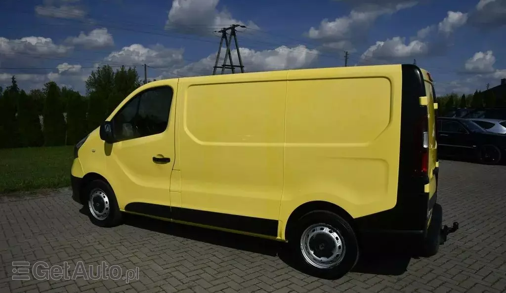 RENAULT Trafic 