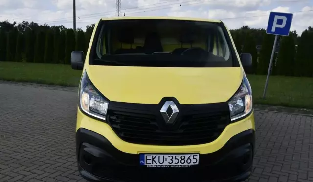 RENAULT Trafic 