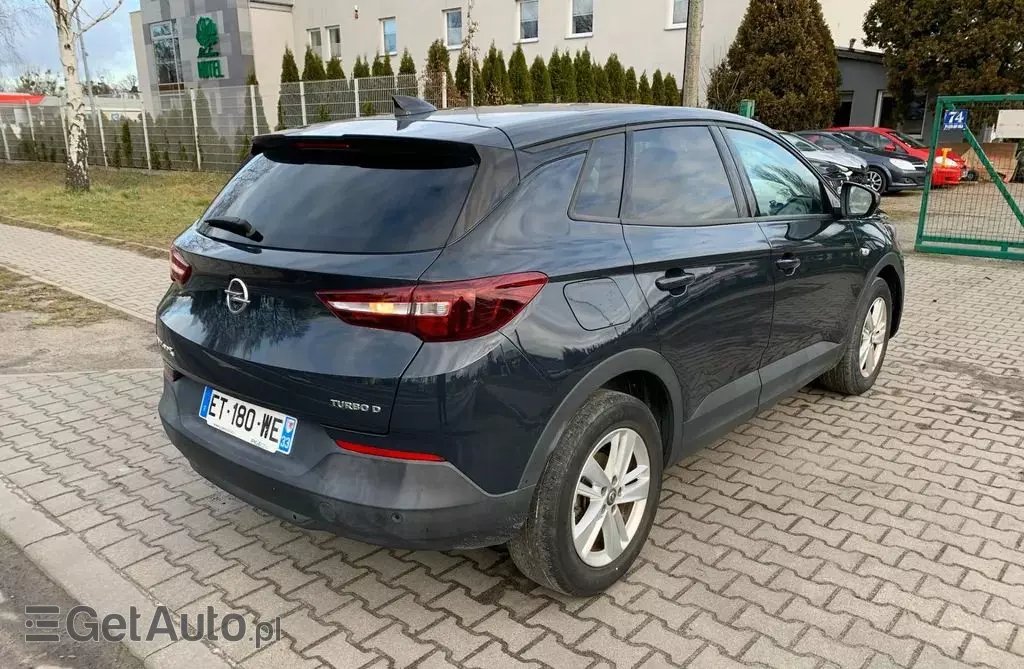 OPEL Grandland 