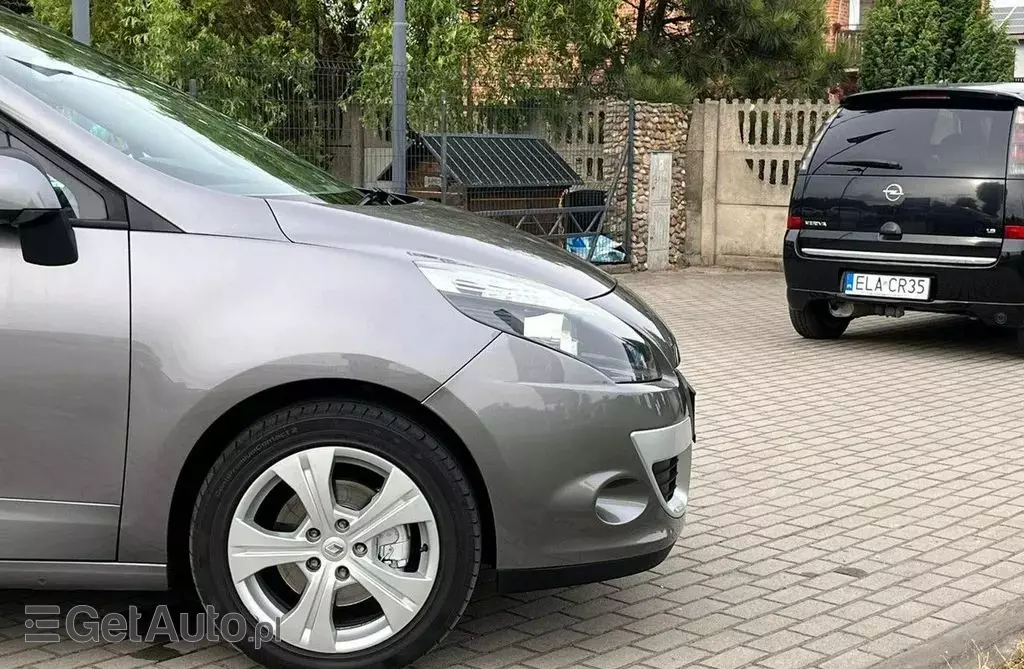RENAULT Scenic 