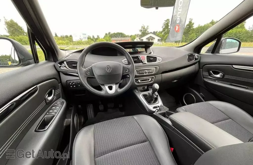 RENAULT Scenic 