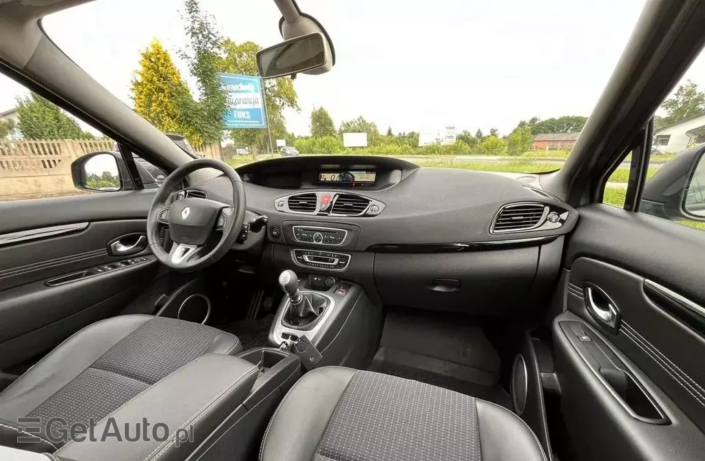 RENAULT Scenic 