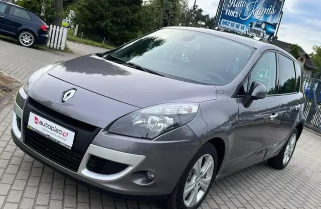 RENAULT Scenic 