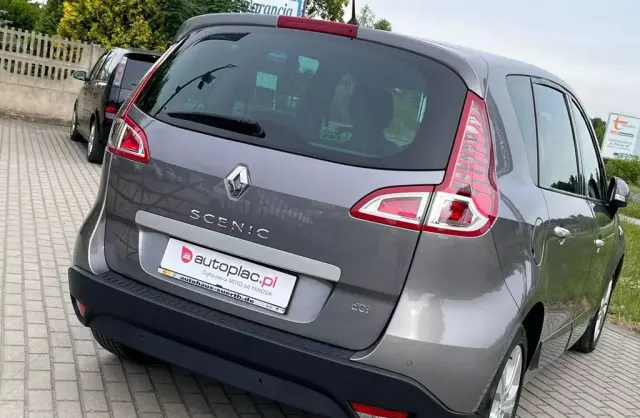 RENAULT Scenic 