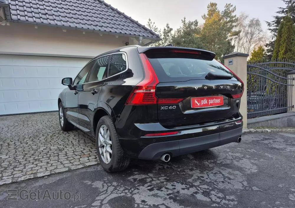VOLVO XC 60 D4 Drive-E Momentum