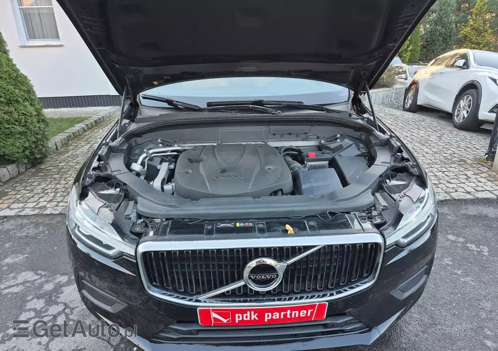 VOLVO XC 60 D4 Drive-E Momentum