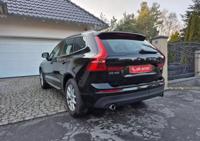 VOLVO XC 60 D4 Drive-E Momentum