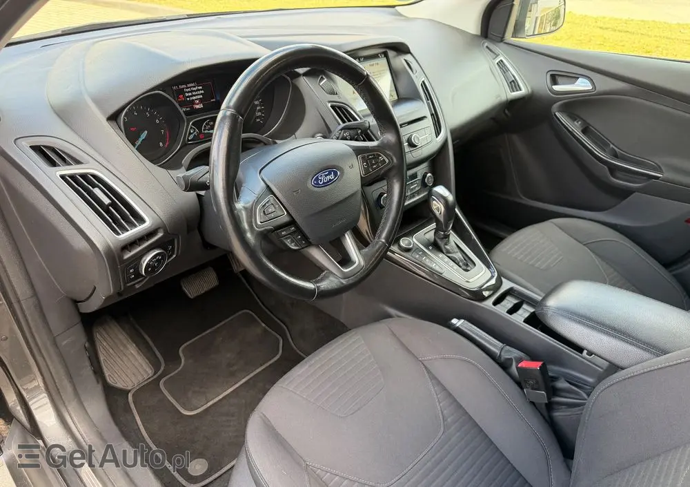 FORD Focus 1.0 EcoBoost Titanium