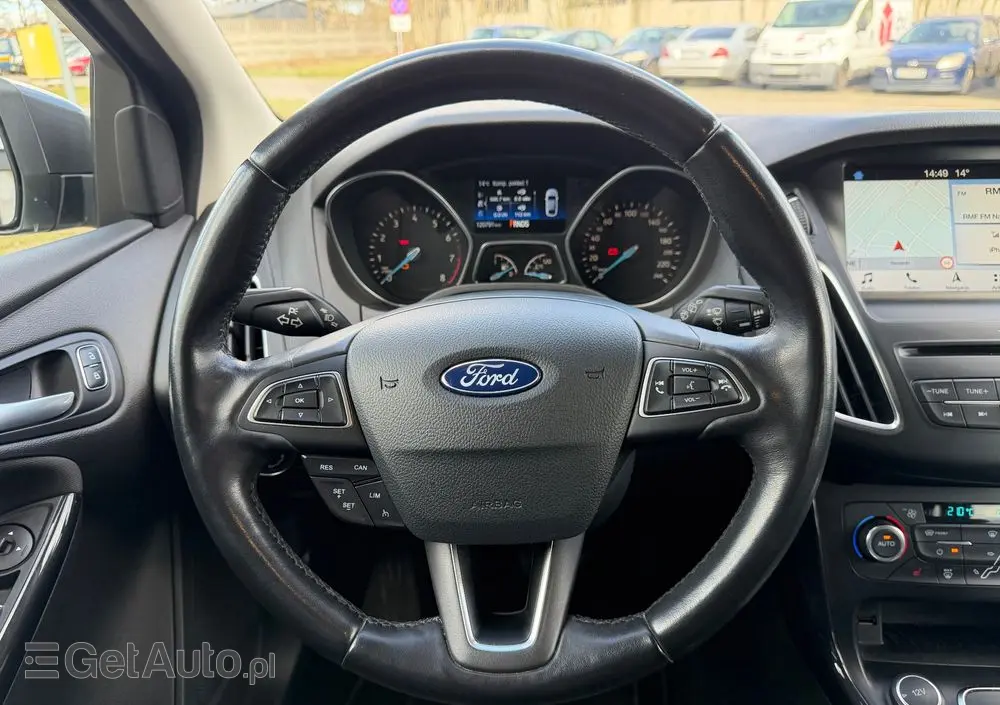 FORD Focus 1.0 EcoBoost Titanium