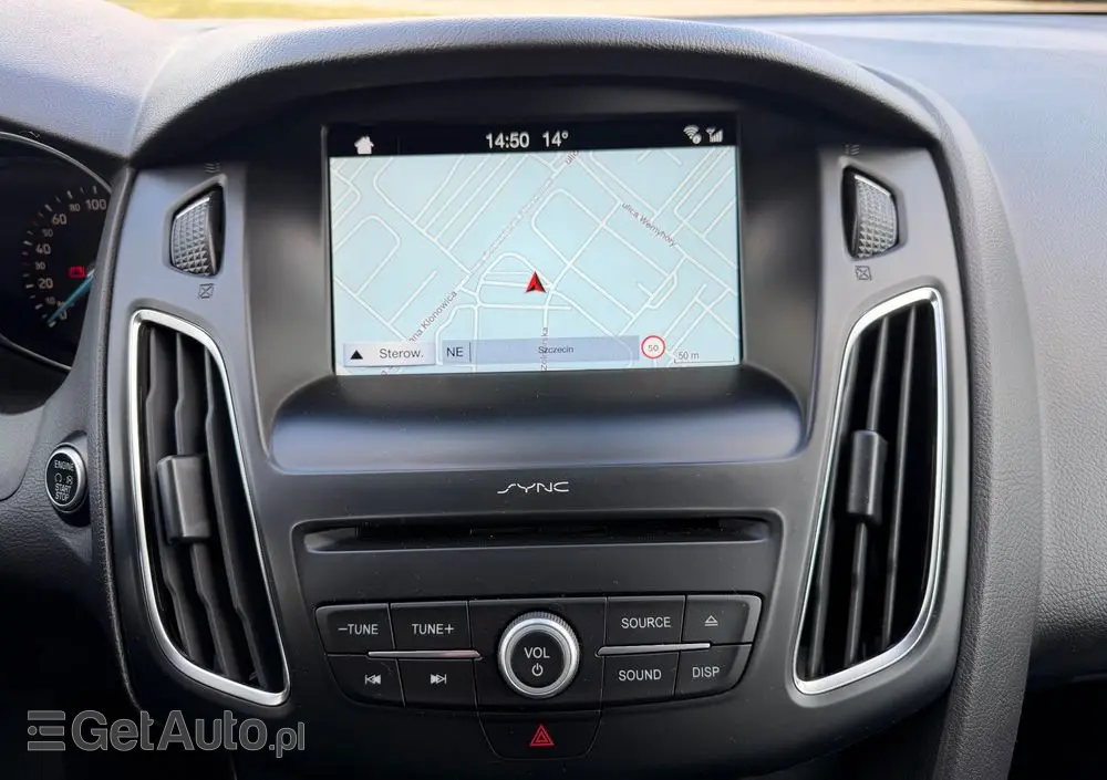 FORD Focus 1.0 EcoBoost Titanium