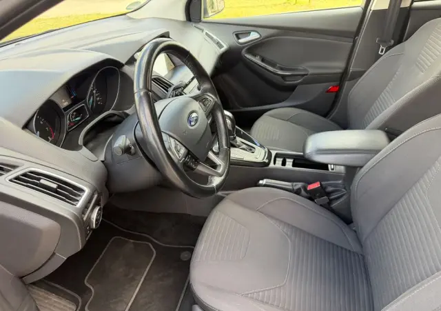 FORD Focus 1.0 EcoBoost Titanium