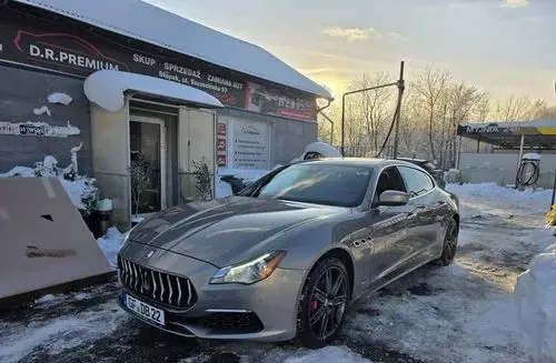 MASERATI Quattroporte 
