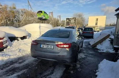 MASERATI Quattroporte 