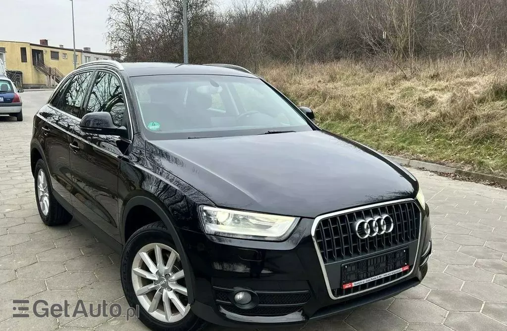 AUDI Q3 