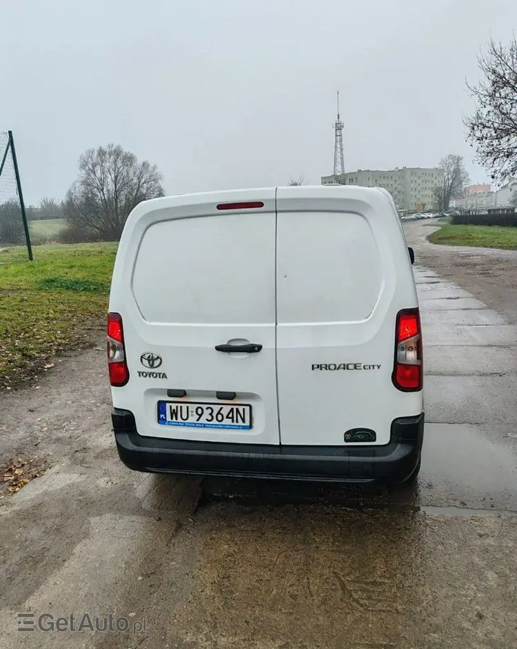 TOYOTA Proace City 