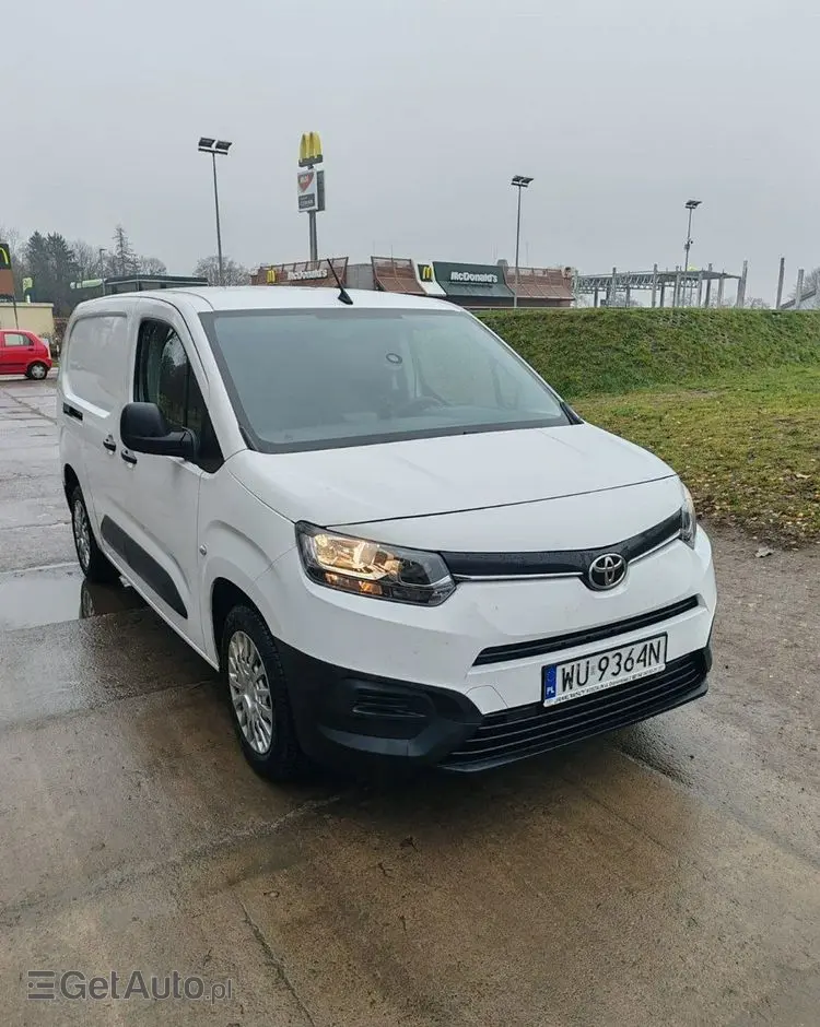 TOYOTA Proace City 