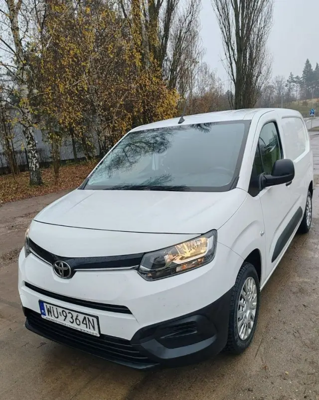 TOYOTA Proace City 