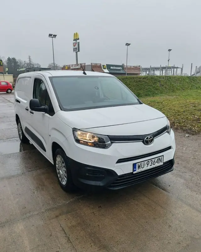 TOYOTA Proace City 