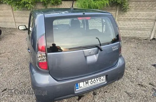 DAIHATSU Sirion 