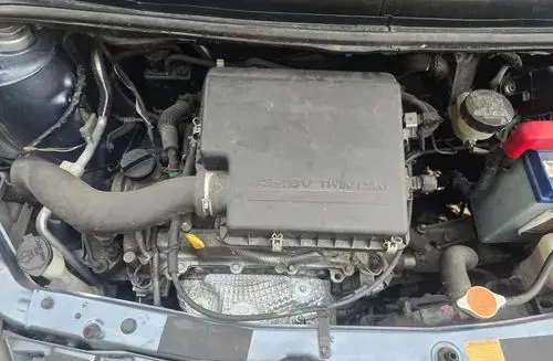 DAIHATSU Sirion 