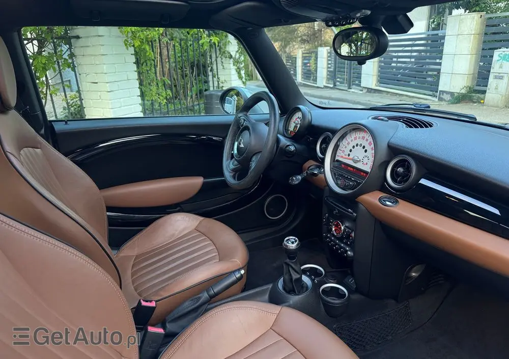 MINI Cooper 50 Mayfair