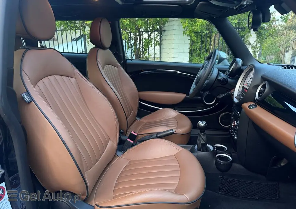 MINI Cooper 50 Mayfair