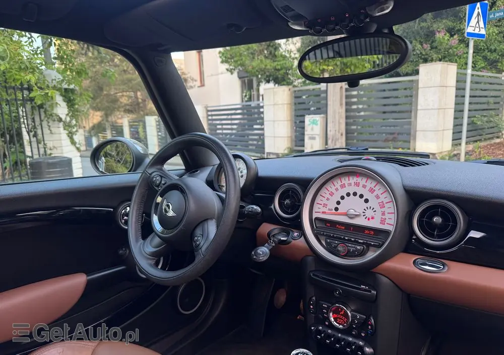 MINI Cooper 50 Mayfair