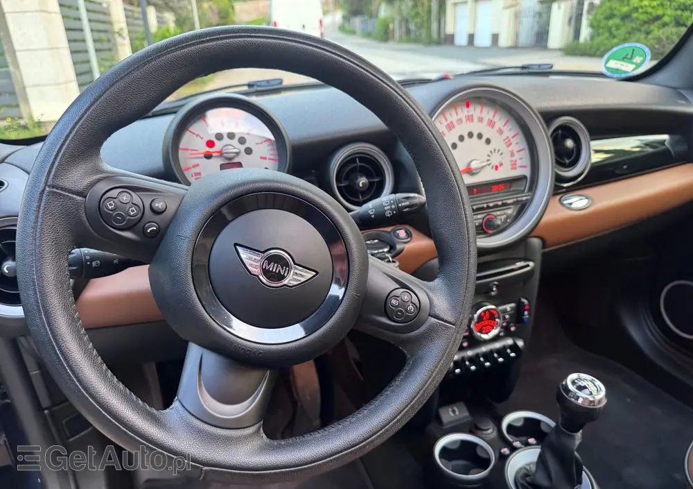 MINI Cooper 50 Mayfair