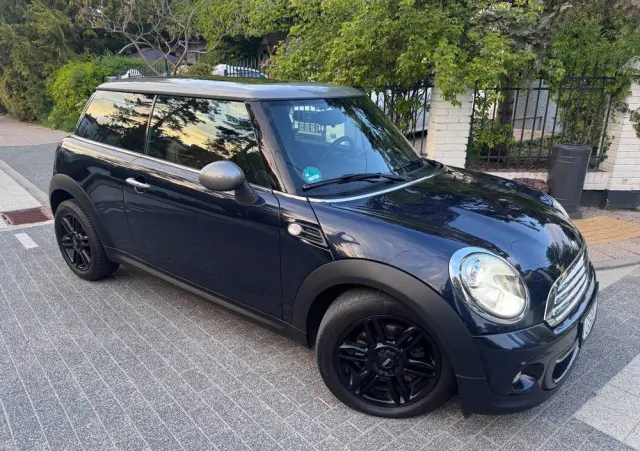 MINI Cooper 50 Mayfair