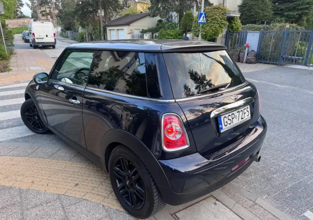 MINI Cooper 50 Mayfair