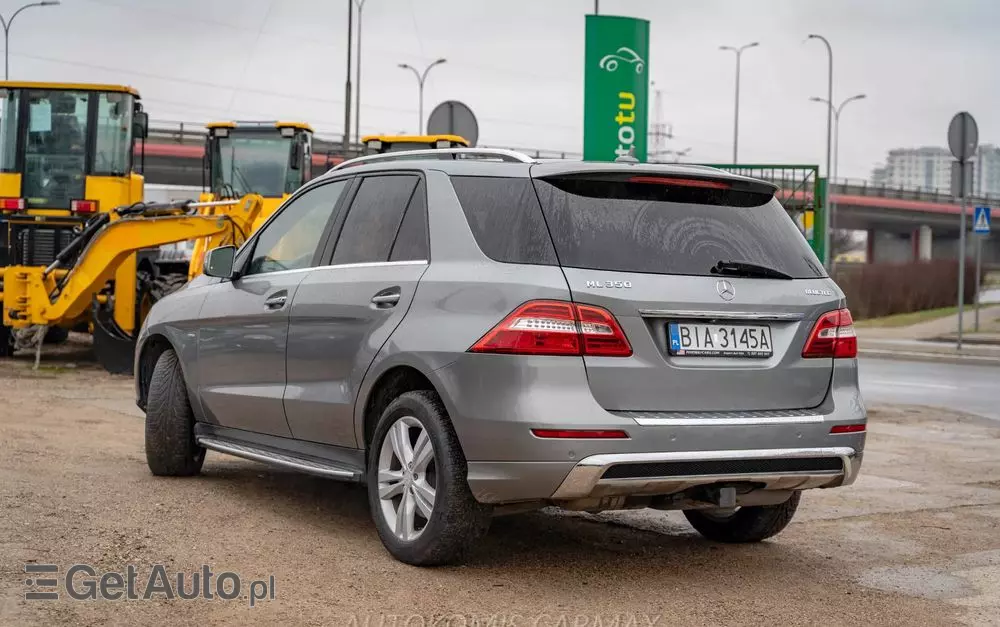 MERCEDES-BENZ ML 350 BlueTEC 4MATIC 7G-TRONIC