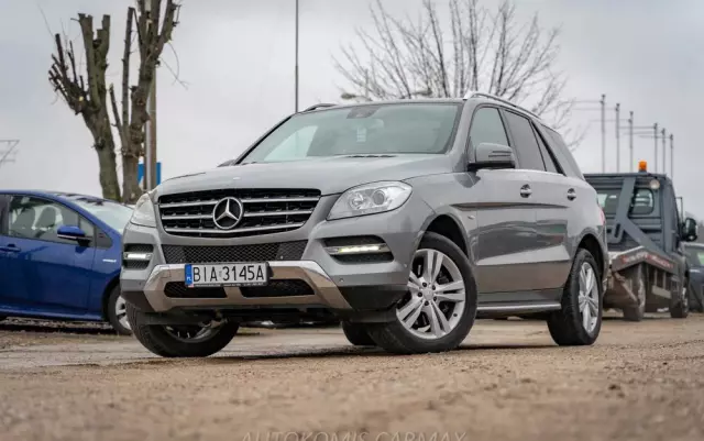 MERCEDES-BENZ ML 350 BlueTEC 4MATIC 7G-TRONIC