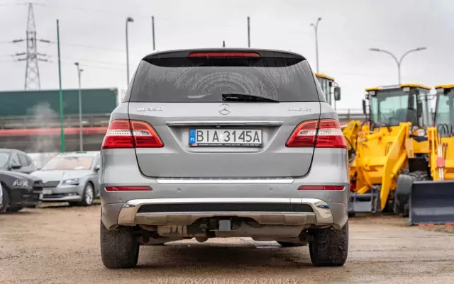 MERCEDES-BENZ ML 350 BlueTEC 4MATIC 7G-TRONIC