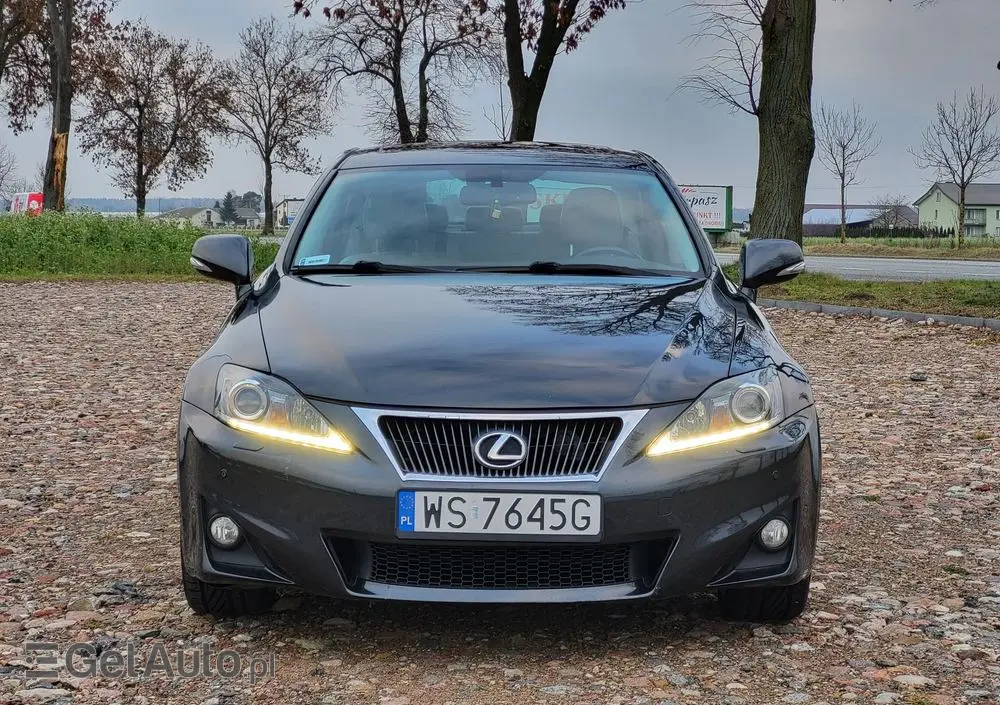 LEXUS IS 200d Luxury Line