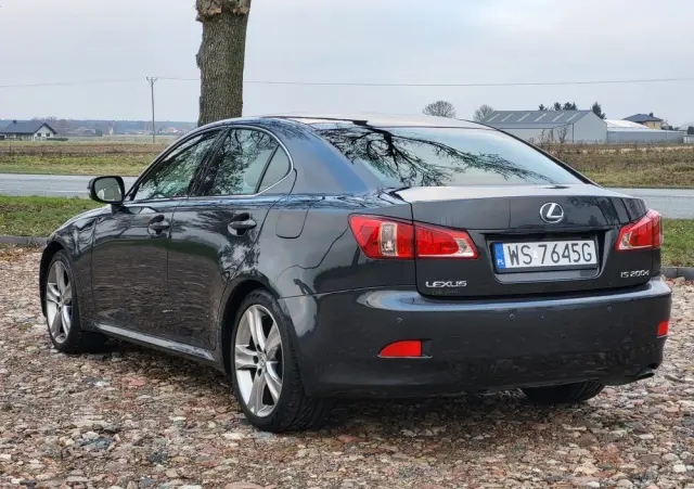 LEXUS IS 200d Luxury Line