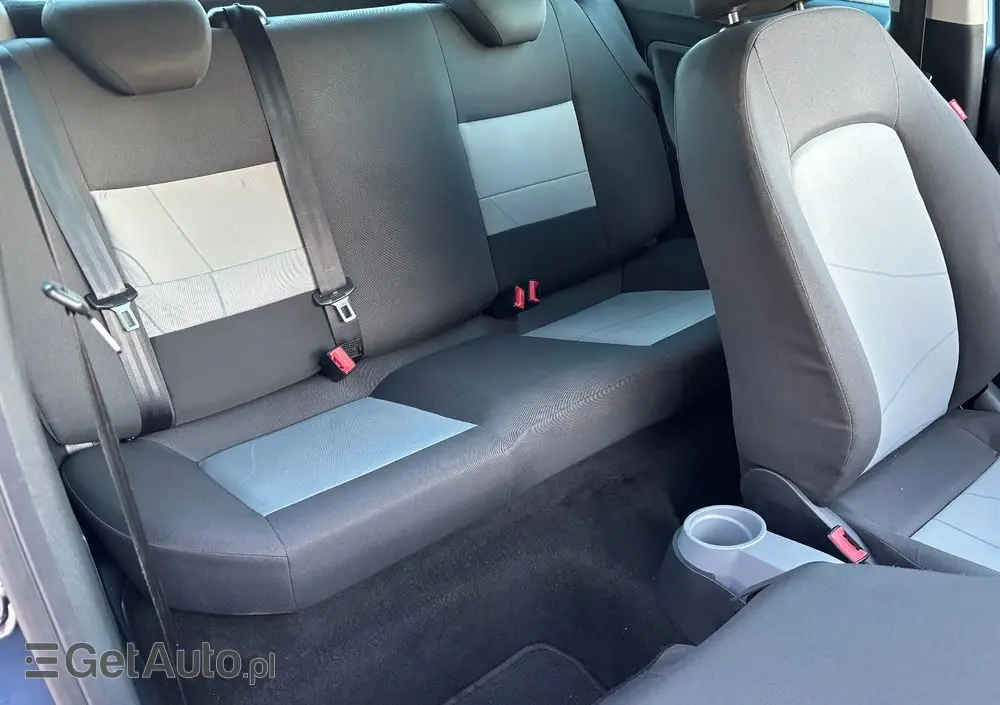 SEAT Ibiza 1.2 12V Reference Salsa