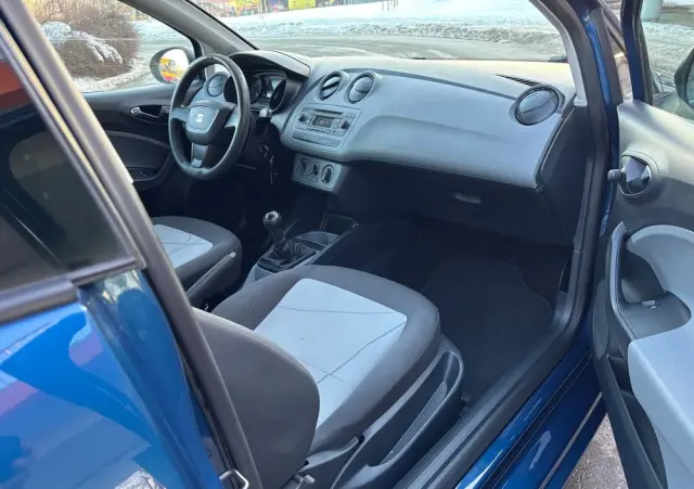 SEAT Ibiza 1.2 12V Reference Salsa